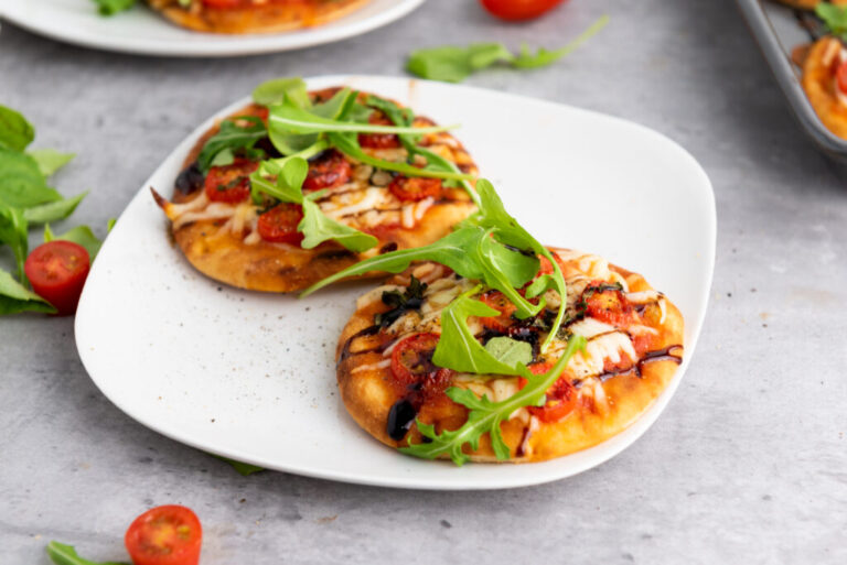 capreze pizzas