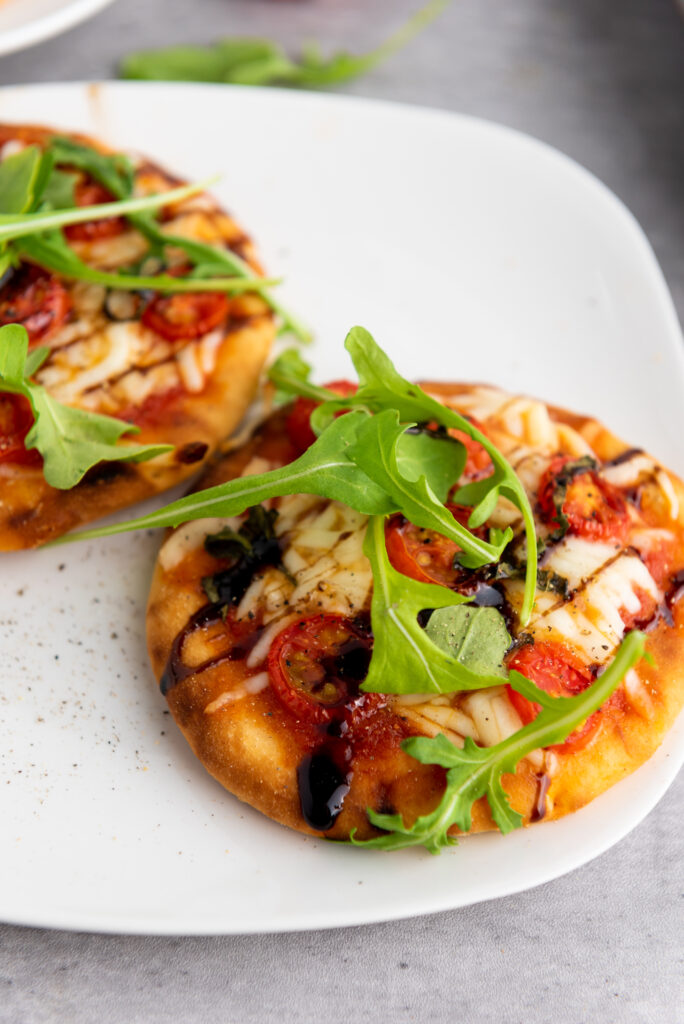 capreze pizzas