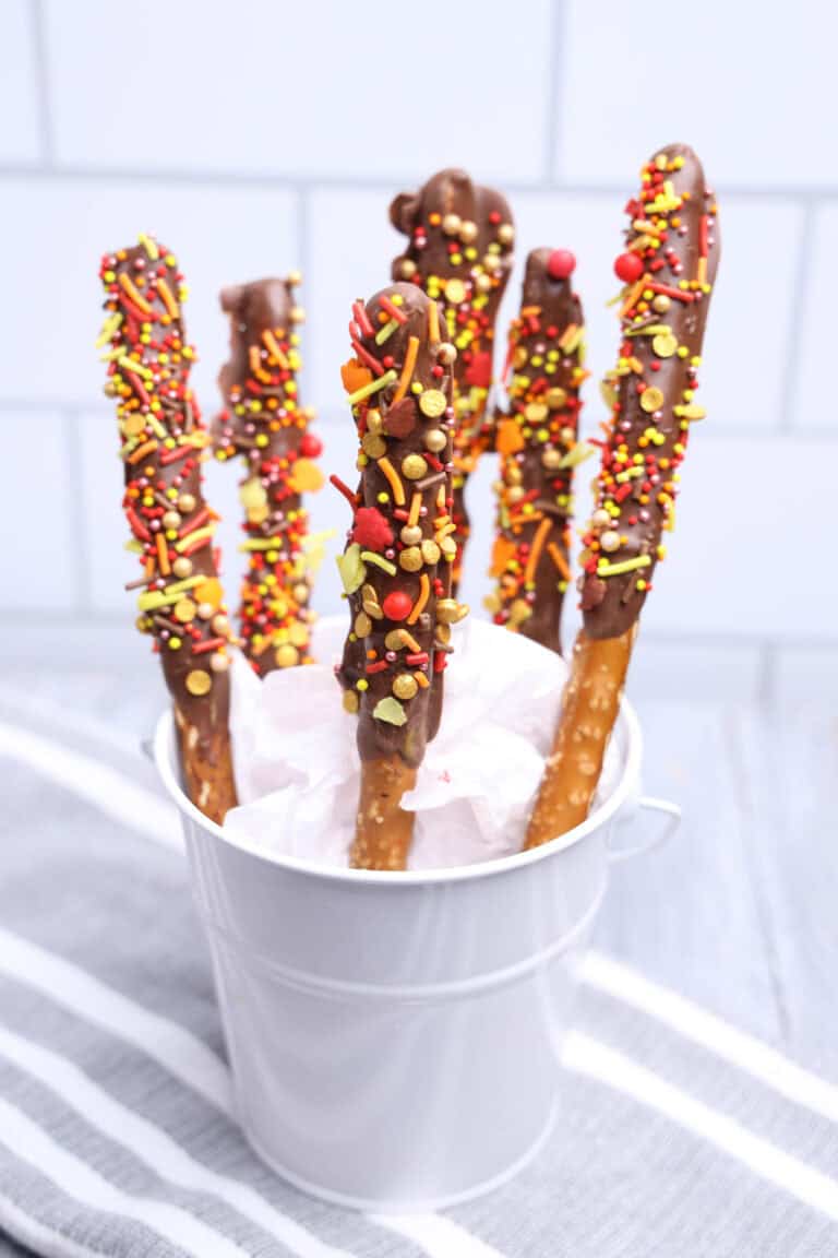 fall sprinkle pretzel rods