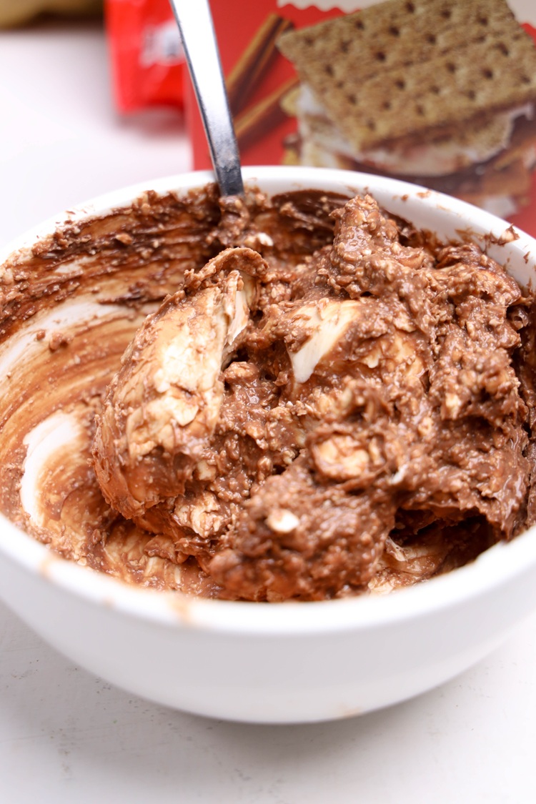 Mix together softened cream cheese and Nutella