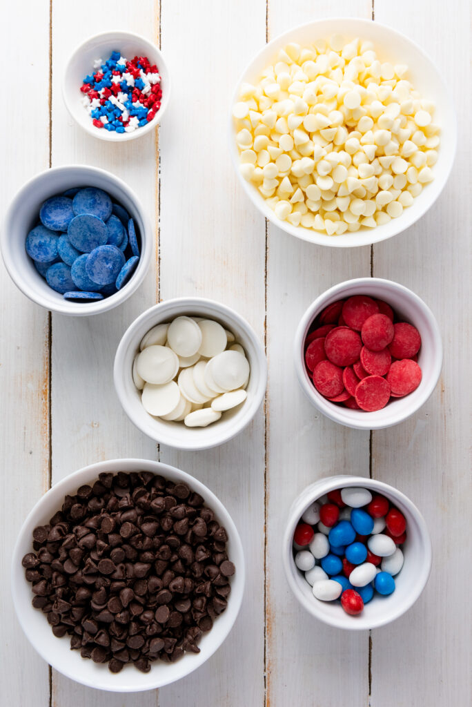 4th of july chocolate bark ingredients
