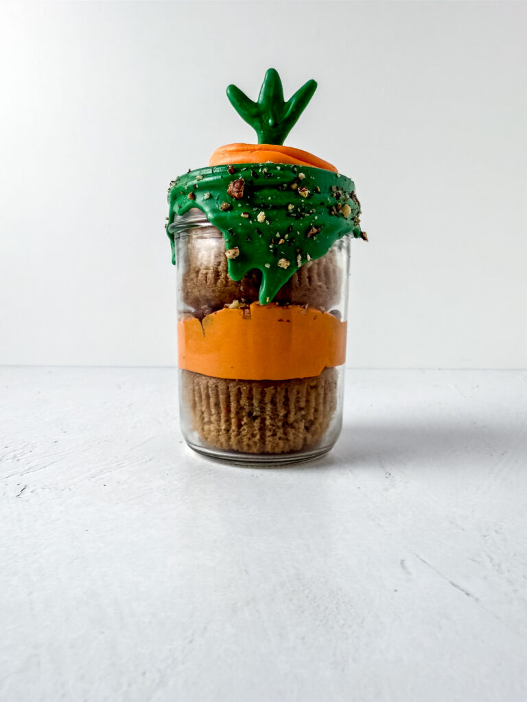 A picture of a completed carrot cake jar.