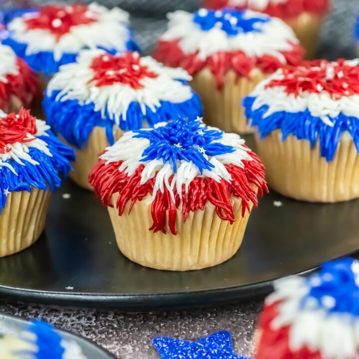 firecracker cupcakes