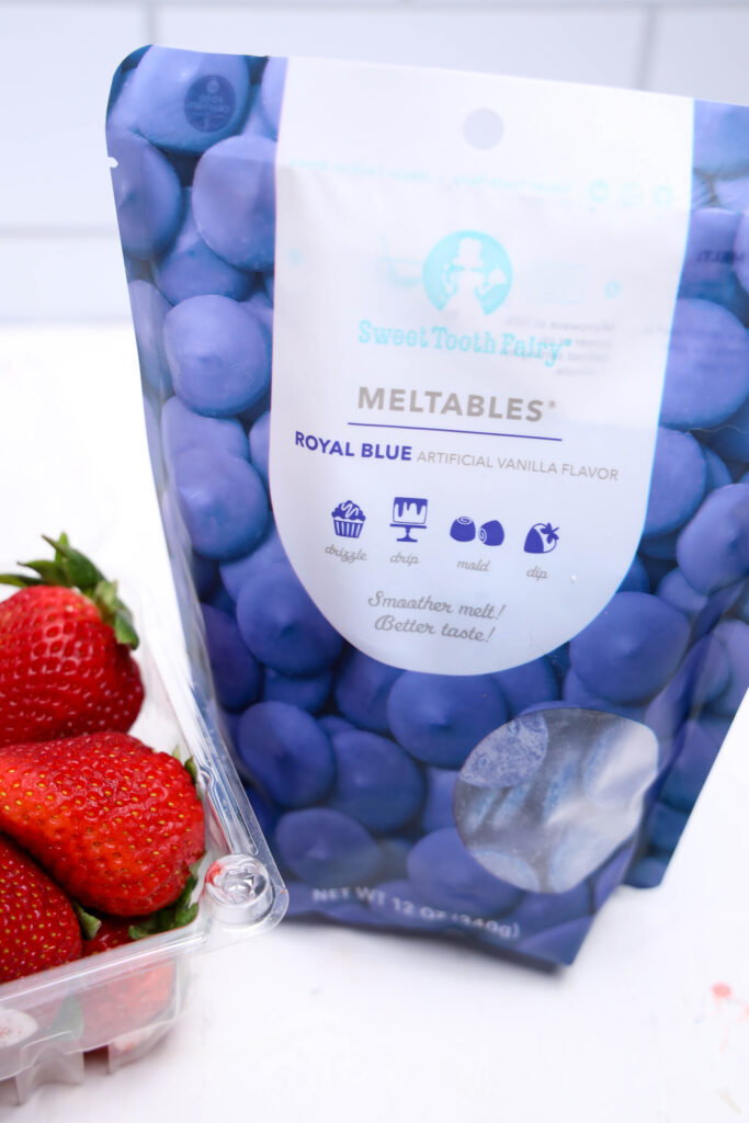 A picture of ingredients needed to make patriotic strawberries.