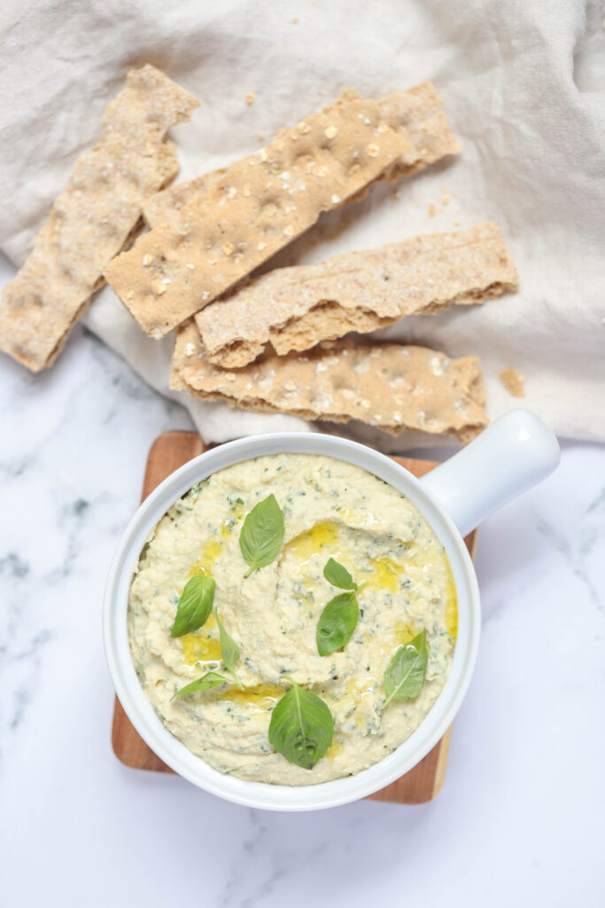 basil-pesto-hummus-1