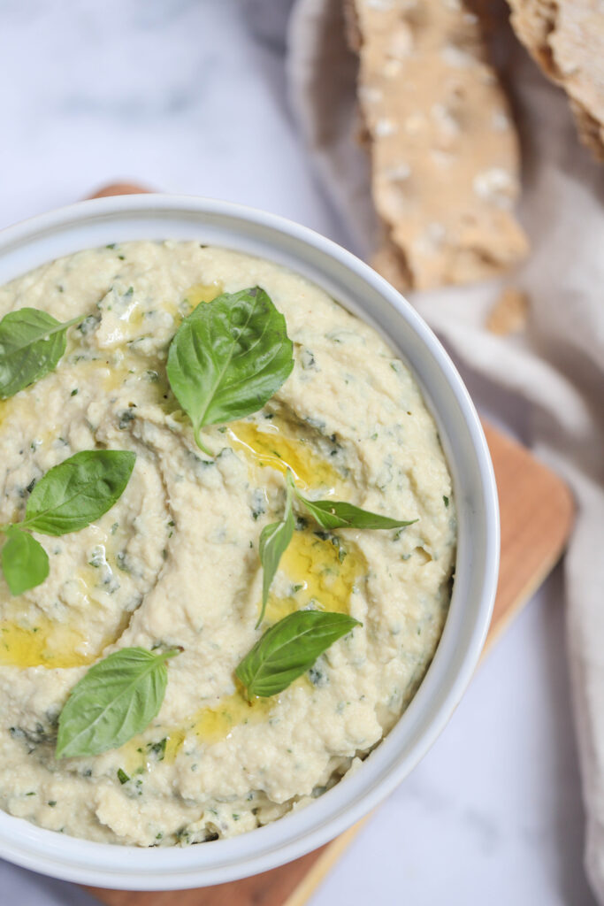 basil pesto hummus