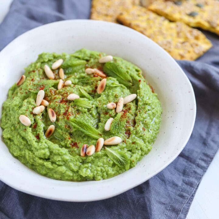 easy green pea and mint dip