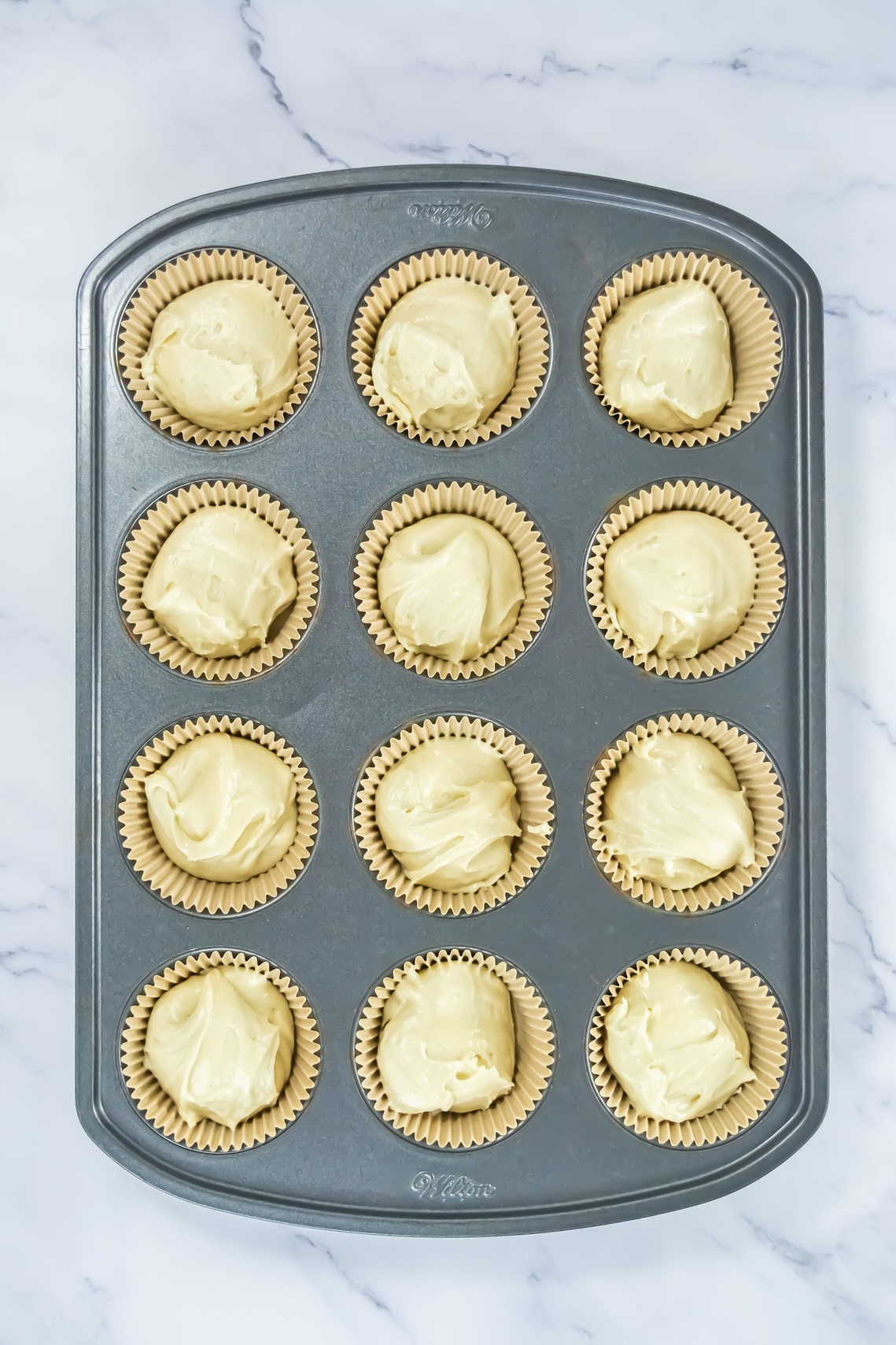 fill cupcake liners